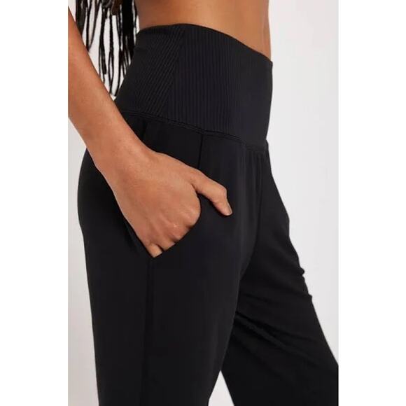 NWT Spiritual Gangster Brooke Hybrid Jogger, Black - XL - Picture 6 of 10